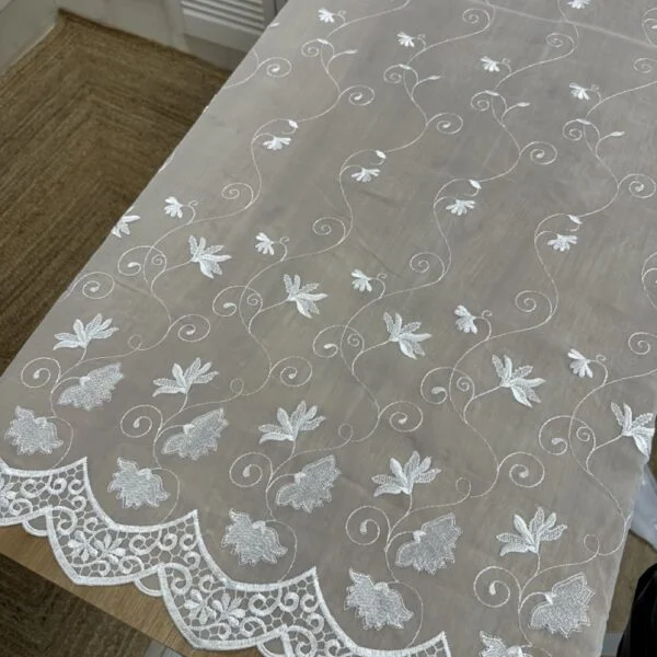 Metrážová záclona Oksana 4