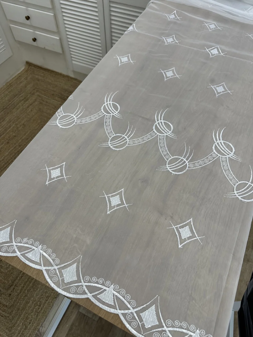 Metrážová záclona Renata 1