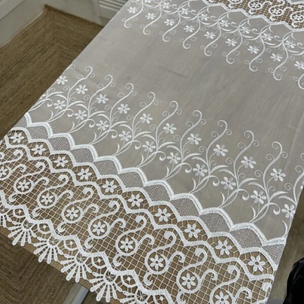 Metrážová záclona Elizabeth 1