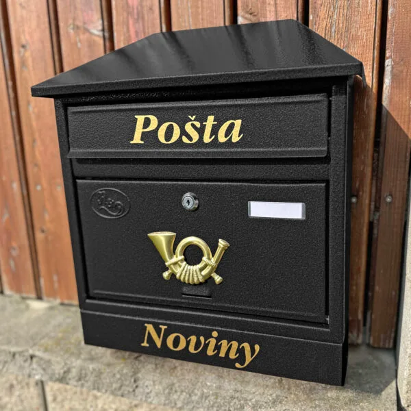 Poštovní schránka zlatá T9. Kvalitní poštovní schránky, moderní i klasický design, odolné materiály, snadná montáž. Najděte tu pravou pro svůj domov. Různé barvy i provedení skladem