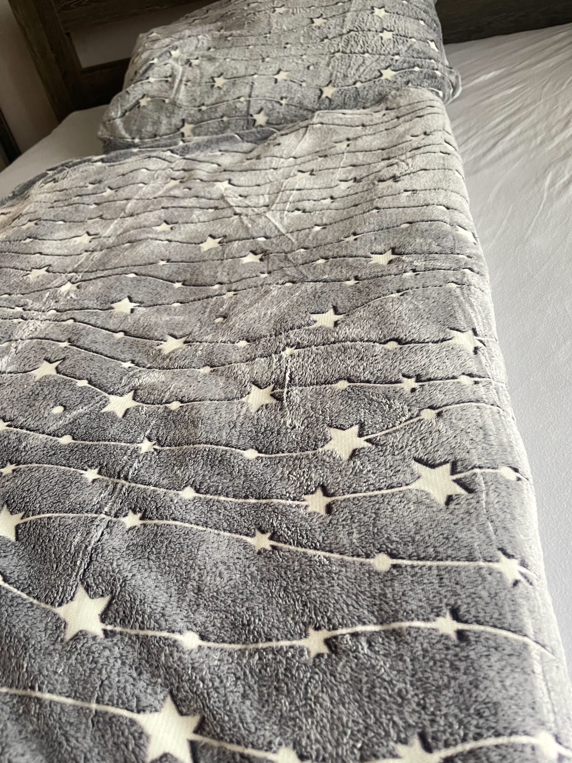 Mikroplyšové svítící povlečení hvězdičky